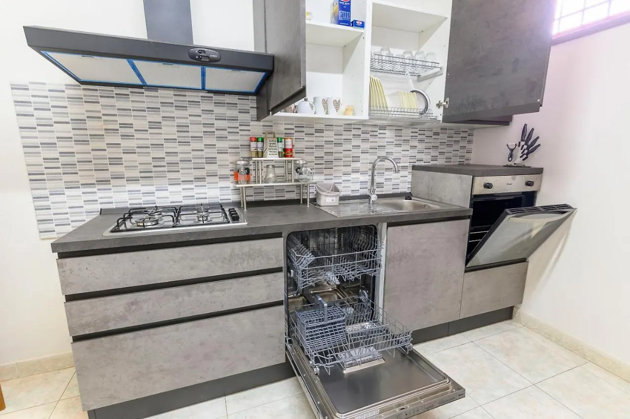 Via Figoli Apartment Oristano