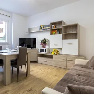 https://glm-houses.hotelsalgherosardinia.com