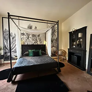 https://biscari-home.taorminaitalyhotels.com